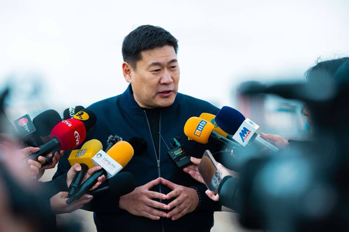 ХЗДХ-ийн сайд Б.Энхбаярт холбогдох гэмт хэрэг, авлигын үйлдлийг шалгуулахаар АТГ гаргасан гомлыг бүрэн эхээр нь хүргэж байна